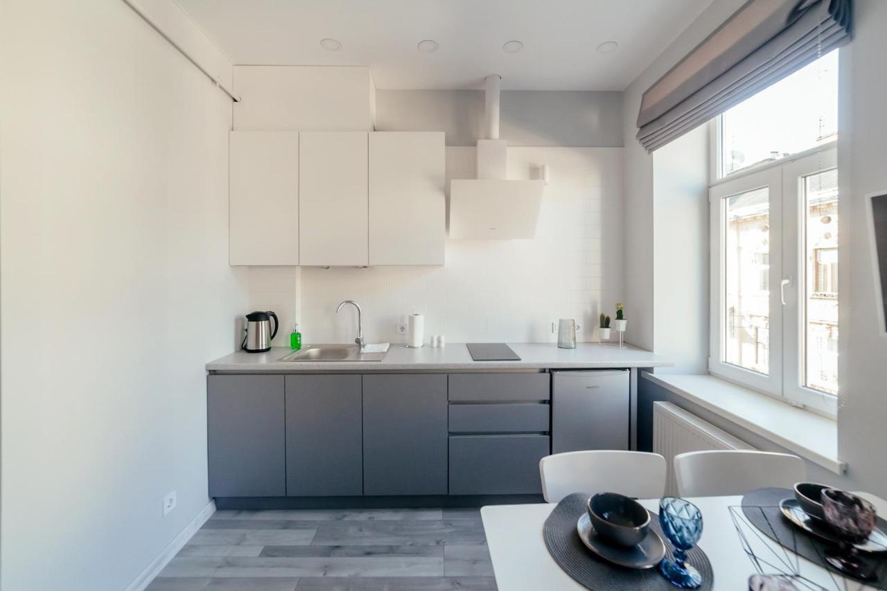 Lara Apartament 2 Apartment Lviv Luaran gambar
